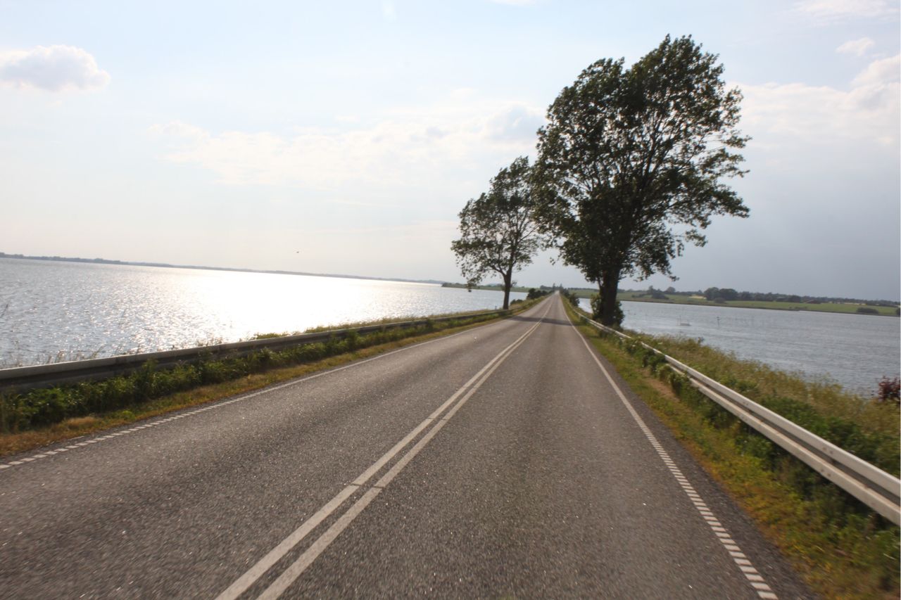 image 01